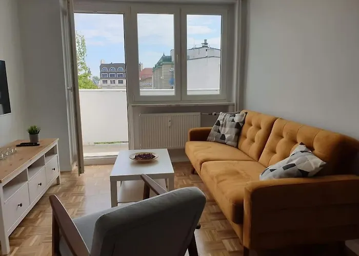 Duplex 250 M From Market Square * Wroclaw